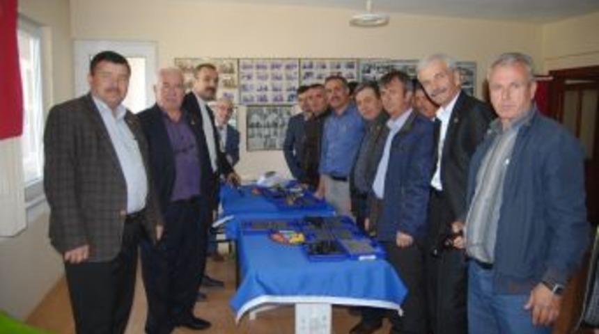 Malkara&rsquo;da Muhtarlara Silah Tanıtımı Yapıldı