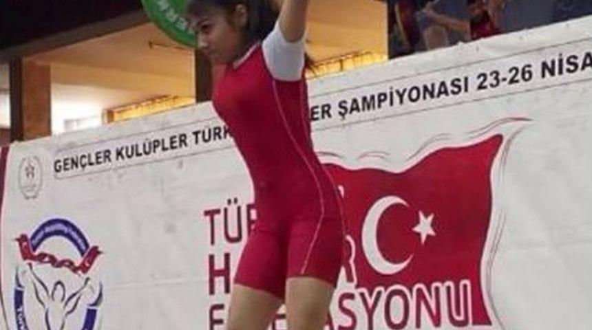 16 Yaşındaki Halterci Aysu, Hayatını Kaybetti