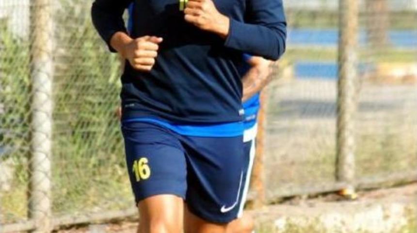 Bucaspor Emre'yle Masaya Oturdu