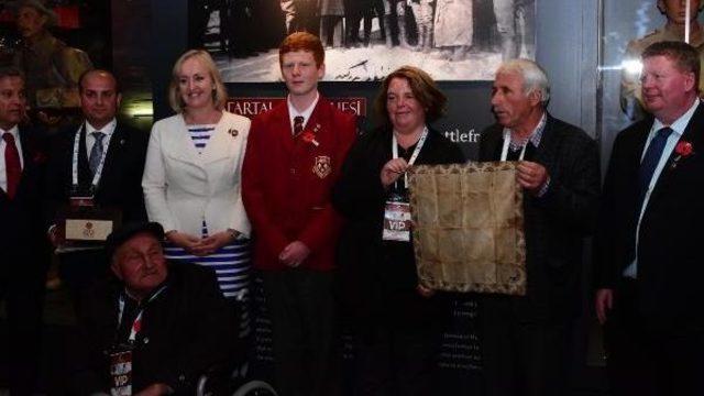 Anzaklar, Dedelerine Koştu (3)