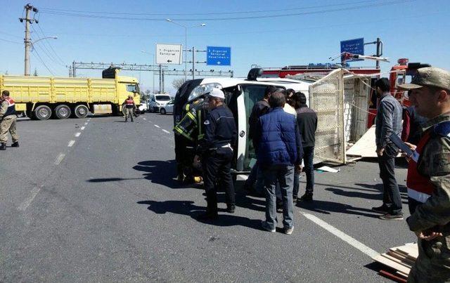 Malatya’da Trafik Kazası: 2 Yaralı