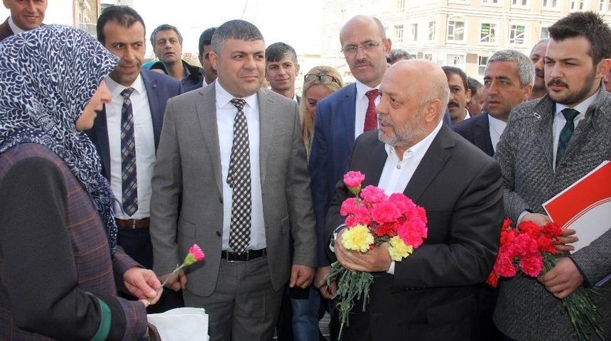 Hak-iş Genel Başkanı Arslan: "1 Mayıs&rsquo;ı Erzurum&rsquo;da Kutlayacağız"