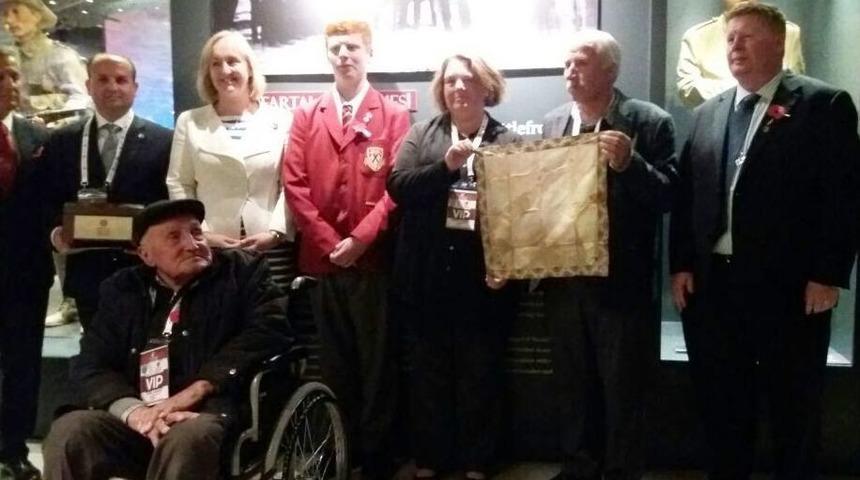 Kanlı Mendil, T&uuml;rkiye İle Yeni Zelanda Arasında K&ouml;pr&uuml; Oldu