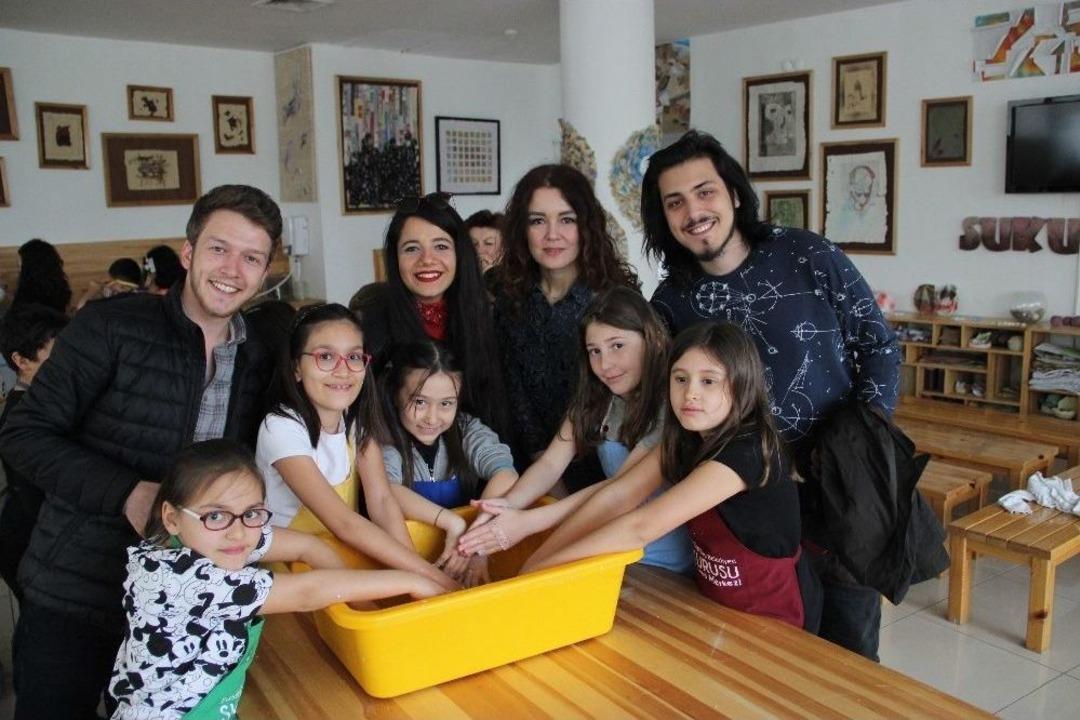 Miniklerin Geri D&ouml;n&uuml;ş&uuml;m Ve Kağıt Yapım Heyecanı