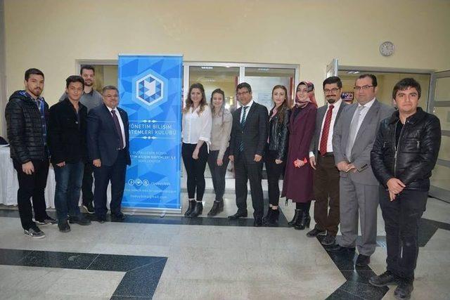 Başkan Yağcı, Bilecik Şeyh Edebali Üniversitesi 4’üncü Kariyer Günleri Programına Katıldı