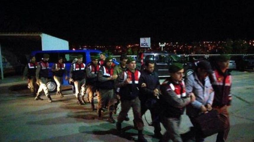 Yunanistan'a Ka&ccedil;mak Isteyen Fet&ouml;'c&uuml;lerin Kimlikleri Belirlendi