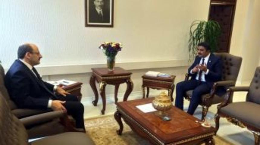 Kilis&rsquo;e Atılan Roketler Nedeniyle Kapatılan İkinci &Ouml;ğrenim Yeniden A&ccedil;ılıyor