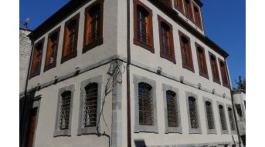 Taşkın Konağı&rsquo;nı Restore Etti