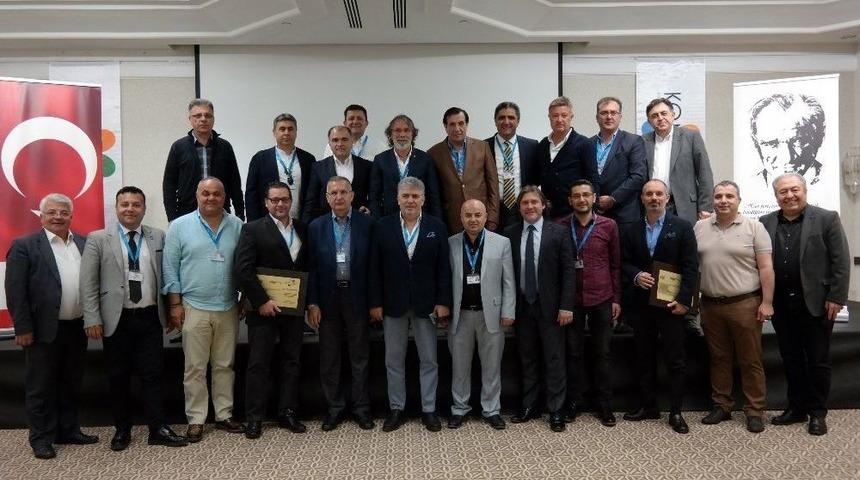 T&uuml;rofed Başkanı Ayık: "turizm Sekt&ouml;r&uuml;nde &Ccedil;evremizdeki &Uuml;lkelere G&ouml;re 20-25 Yıl &Ouml;ndeyiz"