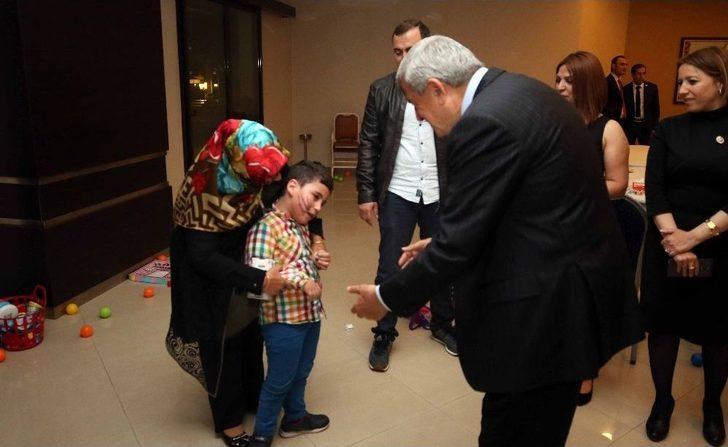 Başkan Karaosmanoğlu: "onlar Bizim Ciğerparelerimizdir’’