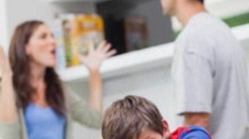 Anne Baba Stresi &Ccedil;ocuğa Zarar