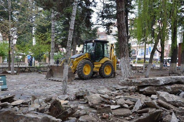 Cemalettin Köklü Parkı’nda Çalışmalar Başladı