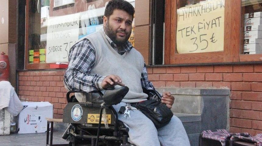 Engellinin Seyyar Tablası &Ccedil;alındı