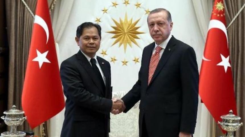 Cumhurbaşkanı Erdoğan'a Tayland B&uuml;y&uuml;kel&ccedil;isi'nden G&uuml;ven Mektubu