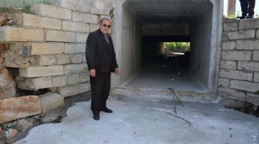 Spil Mahallesindeki Derede Islah &Ccedil;alışmaları Başladı