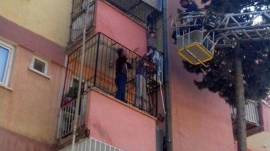 Engelli Suriyeli Çocuk İtfaiye Tarafından Kurtarıldı