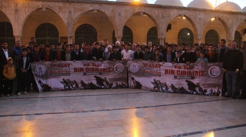 Gen&ccedil;lerden Şehitlere Vefa Y&uuml;r&uuml;y&uuml;ş&uuml;