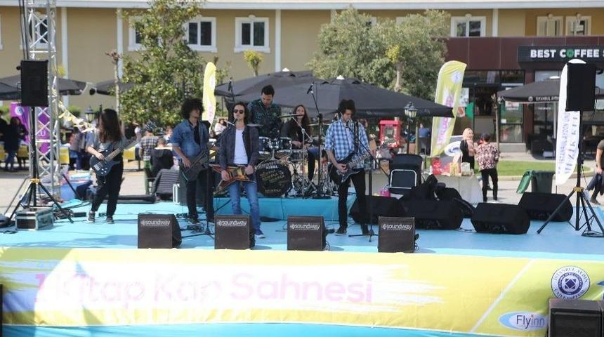 Bu Şenlikte Biletler Parayla Değil, Kitapla!