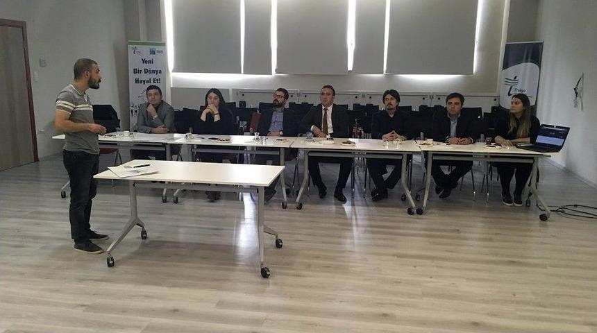 Silikon Vadisi Adayları Yarışıyor