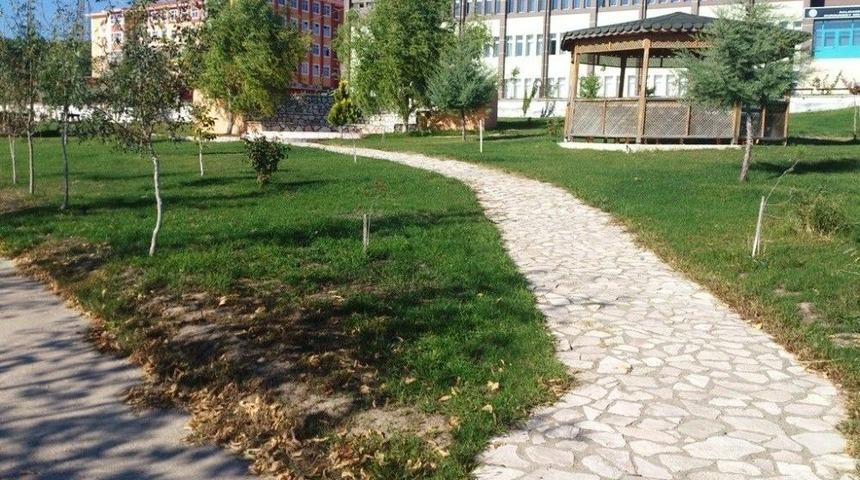 Dursunbey Meslek Y&uuml;ksek Okuluna İki Yeni B&ouml;l&uuml;m