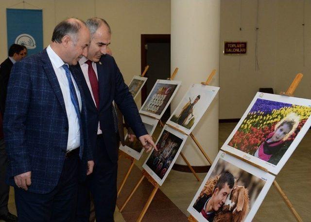 “tarım Ve İnsan” Konulu Fotoğraf Sergisi Erzurum’da Açıldı