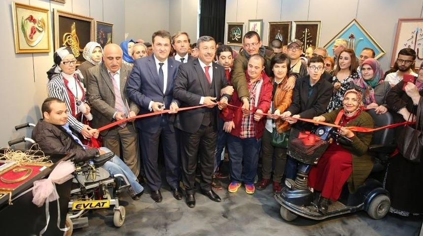 Darıca’da Filografi Ve El Sanatları Sergisi Açıldı