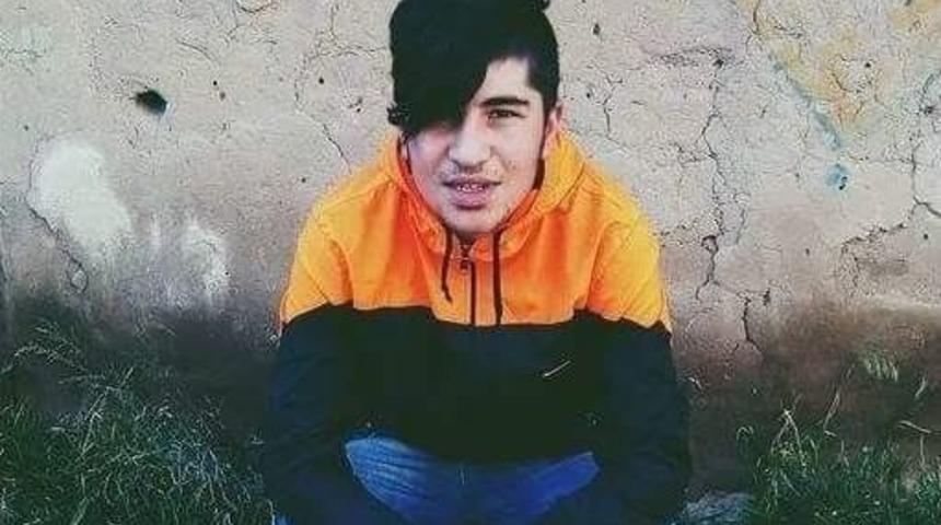 Gen&ccedil;lerin Motosiklet Kavgası Kanlı Bitti: 1 &Ouml;l&uuml;