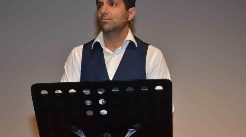 Adıyaman &Uuml;niversitesinde &lsquo;şiirli Muhabbet&rsquo; Adlı Şiir Dinletisi Yapıldı