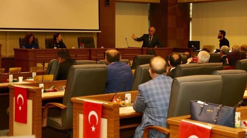 B&uuml;y&uuml;kşehir Faaliyetlerine G&uuml;ven Oyu