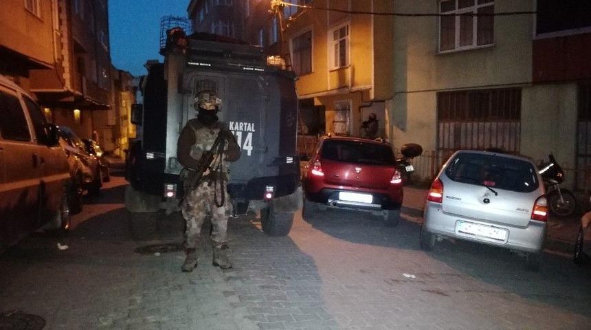 İstanbul&rsquo;da Zehir Tacirlerine Şafak Operasyonu