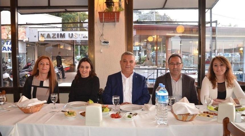 Kadının İnsan Hakları Eğitimini Tamamlayanlar Sertifikalarını Aldı