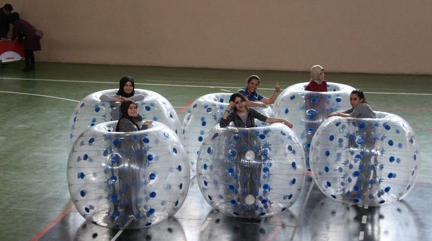 Kyk Öğrencileri Balon Futbolu İle Buluşturdu