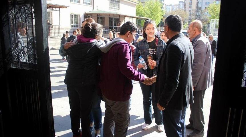 Kayseri&rsquo;de 21 Bin 679 &Ouml;ğrenci Teog&rsquo;da Ter D&ouml;kecek