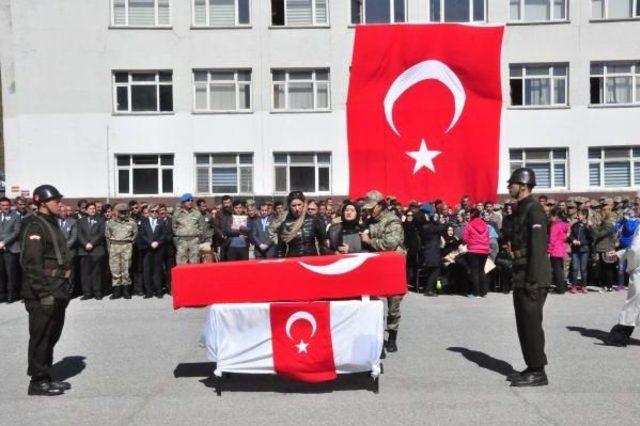 Bitlis'te Şehit Olan Astsubay Çelebi, Memleketine Uğurlandı