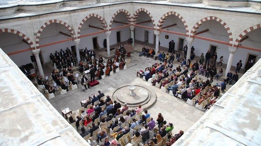 Sağlık M&uuml;zesi&rsquo;nin Kuruluşunun 20. Yılı Kutlandı