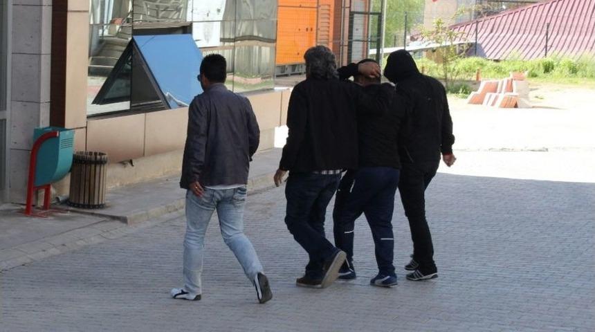 Elazığ&rsquo;da Uyuşturucu Operasyonu: 8 G&ouml;zaltı