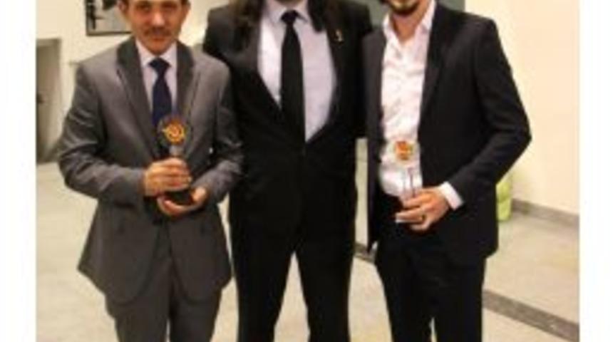 Trabzon Gazeteciler Cemiyeti&rsquo;nden İha&rsquo;ya 2 &Ouml;d&uuml;l