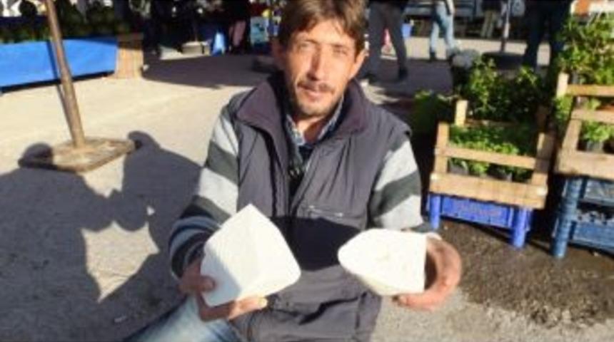 Burhaniyeli &Ccedil;obanlar Peynire Y&ouml;neldi