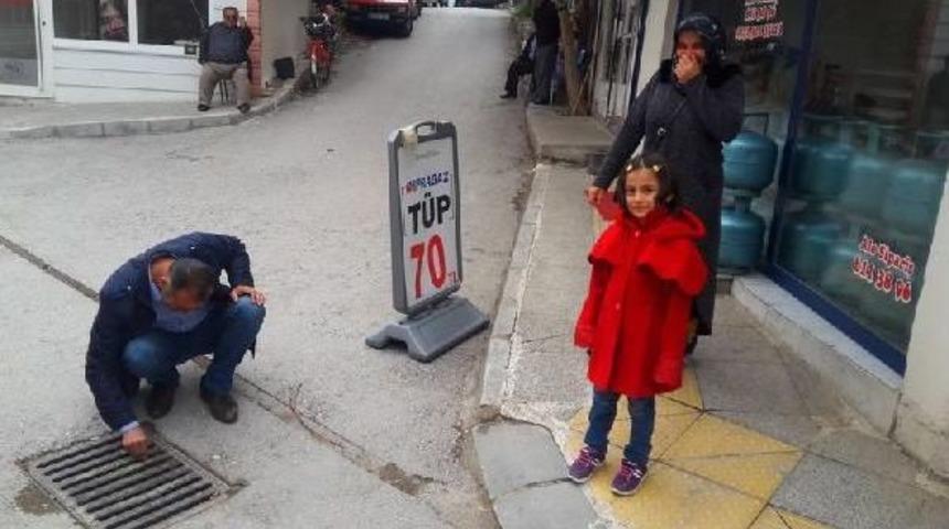 Esnaf, Mazgala D&uuml;şen D&uuml;ğme I&ccedil;in Seferber Oldu