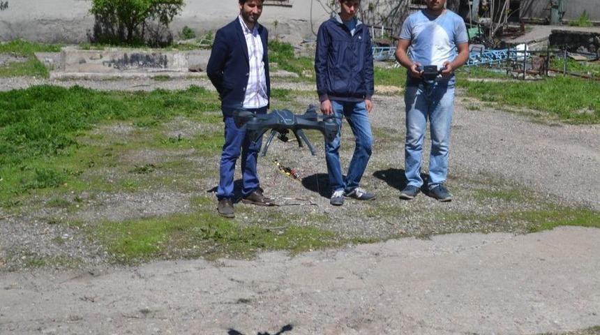 &lsquo;drone İle Metal Tarama Cihazı&rsquo; Projesiyle Final Hakkı Kazandılar