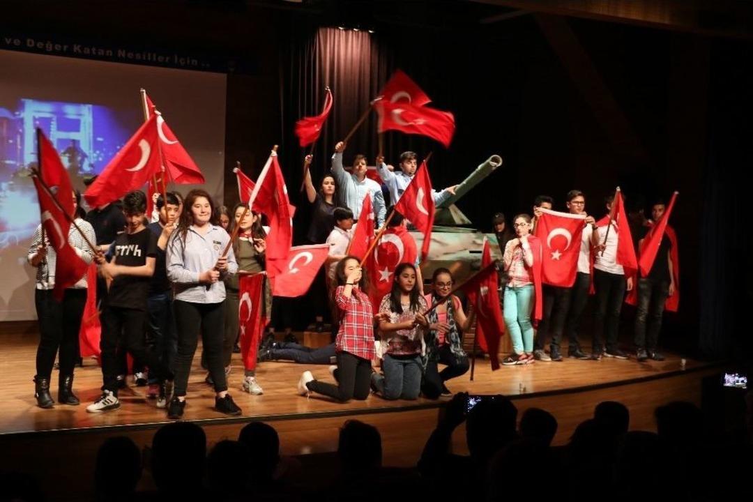 (&ouml;zel Haber) Sahnede Helikopter Ve Tanklarla 15 Temmuz Canlandırıldı