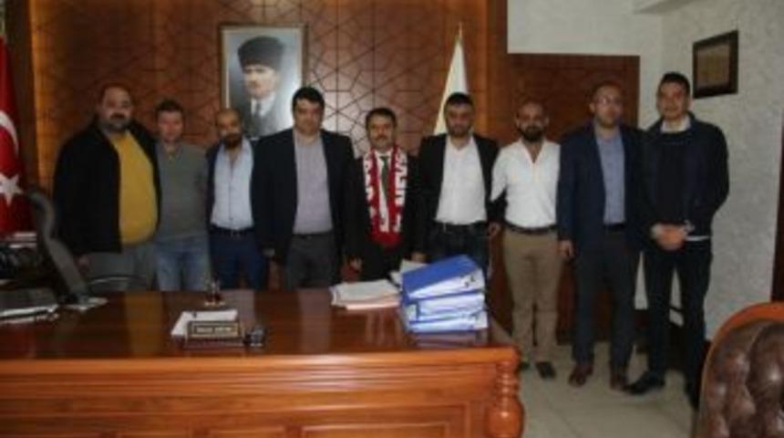 Nevşehirspor Taraftarlar Derneği Vali Aktaş&rsquo;ı Ziyaret Etti