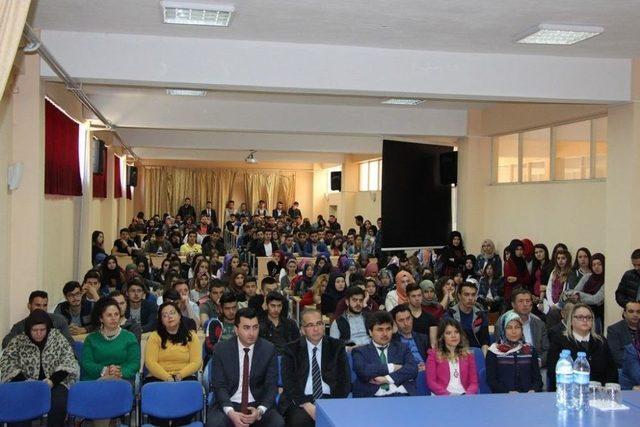 Gediz Myo Öğrencilerine ‘evlilik Ve Aile Hayatı’ Konulu Seminer