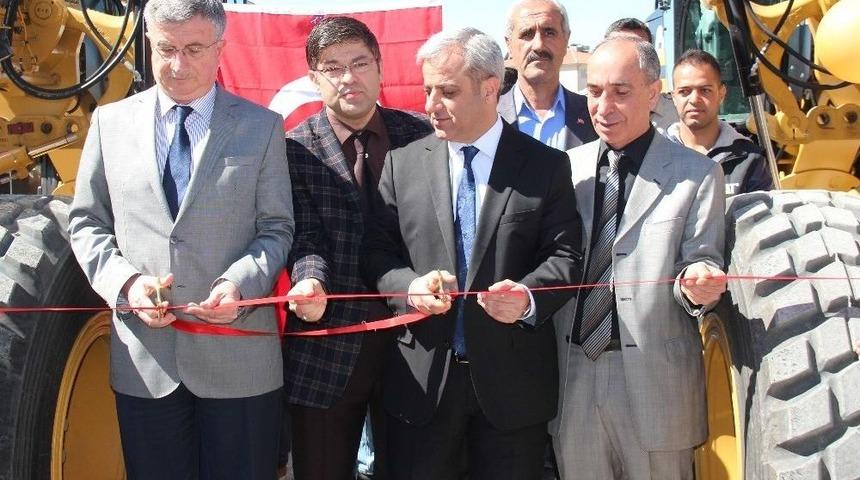 Elazığ İl Özel İdaresi, Bünyesine 4 İş Makinesi Kattı