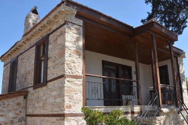 Tarihi Cami Yok Olmaktan Kurtarıldı 2