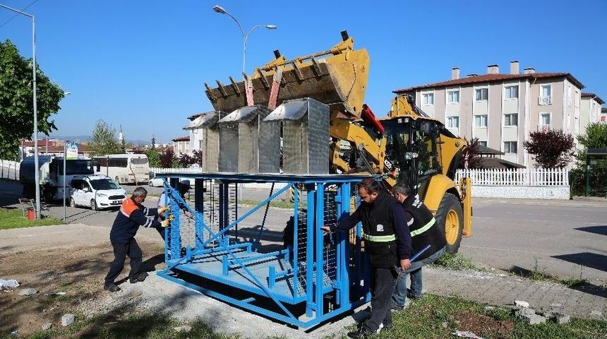 Başiskele&rsquo;de &Ccedil;&ouml;pler Yeraltına İnmeye Devam Ediyor