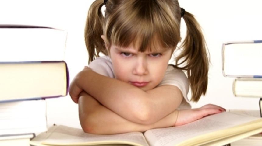 &Ccedil;ocuğun &ouml;fkesine "psikodrama" ile &ccedil;&ouml;z&uuml;m