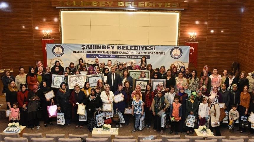 198 Kursiyer Meslek Sahibi Oldu