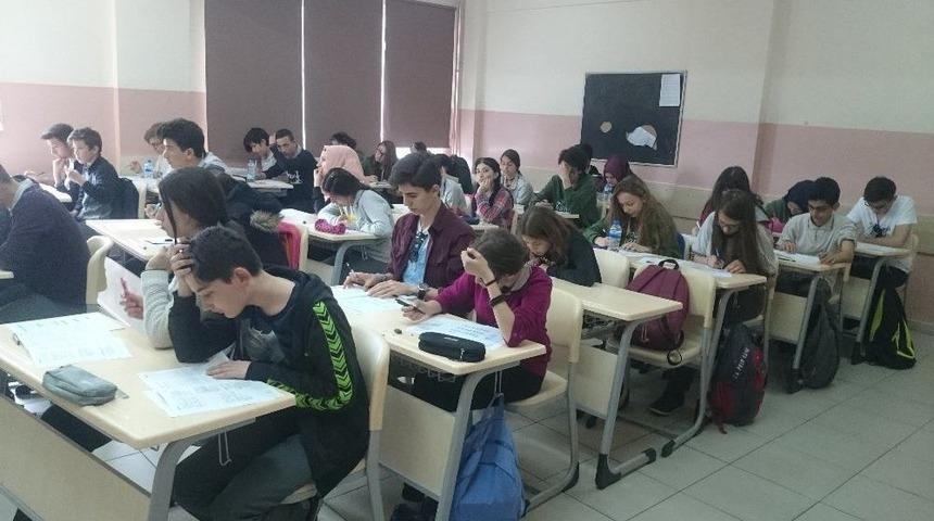 Boz&uuml;y&uuml;k Eğitiminde Başarı &Ccedil;ıtası Y&uuml;kseliyor