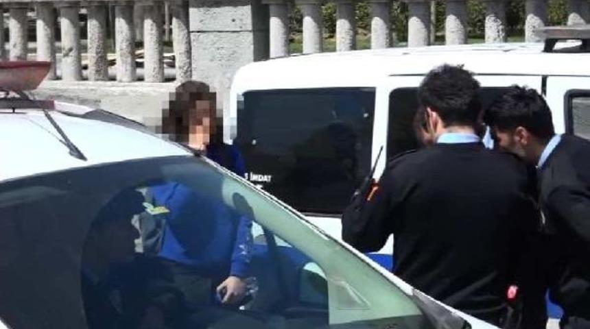 Taksim'de "telefonlu Taciz"e Esnaf M&uuml;dahale Etti